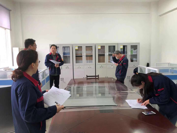 第二建筑工程事業(yè)部開展“設備見本色”專項活動 第二建筑工程事業(yè)部開展“設備見本色”專項活動